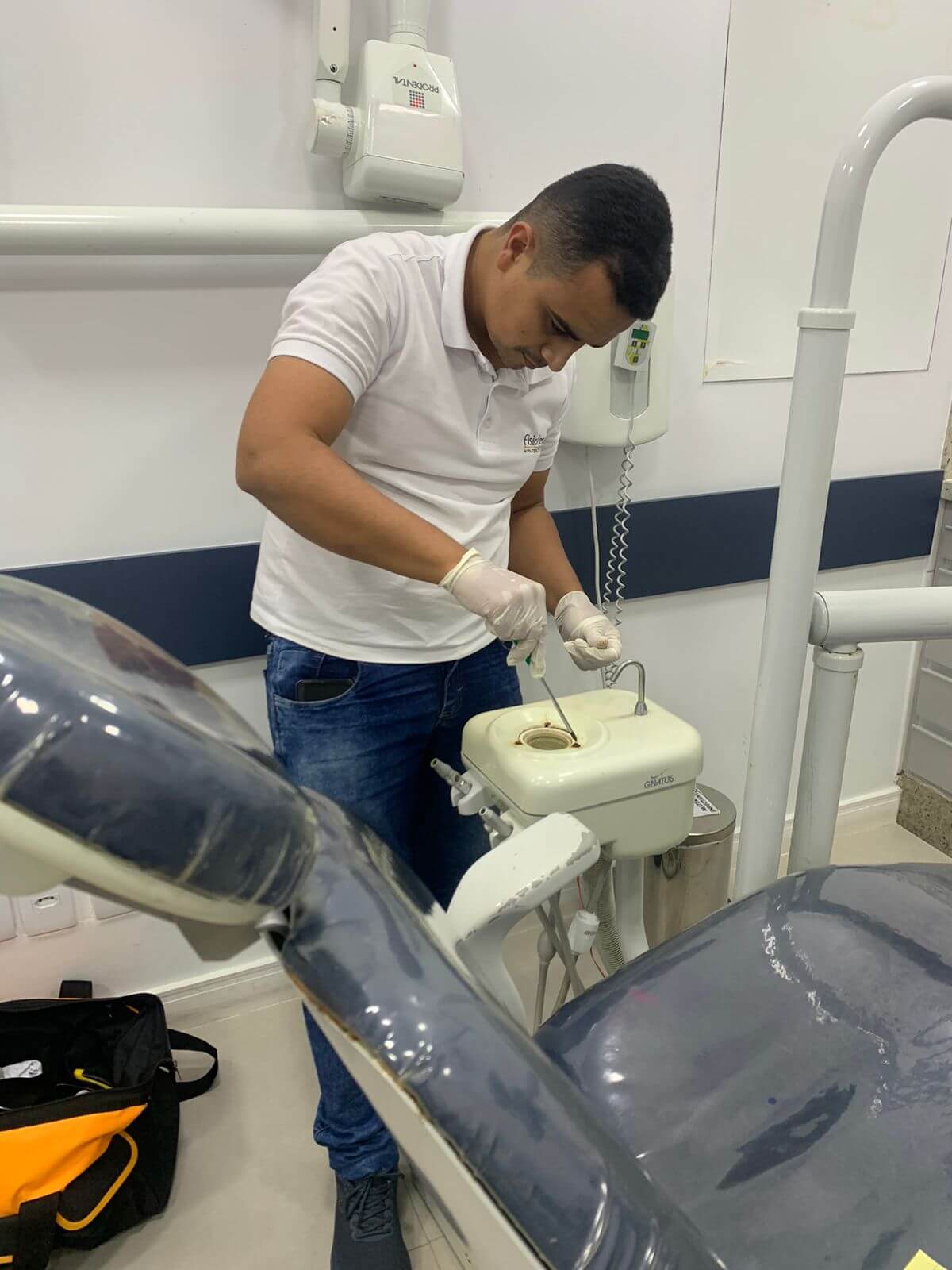 Manutenção em aparelho odontológico em Aimorés, MG